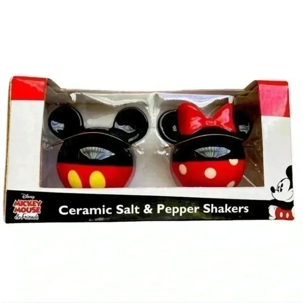 Disney Minnie & Mickey Mouse Ball Ceramic Salt and Pepper Collectible Shakers